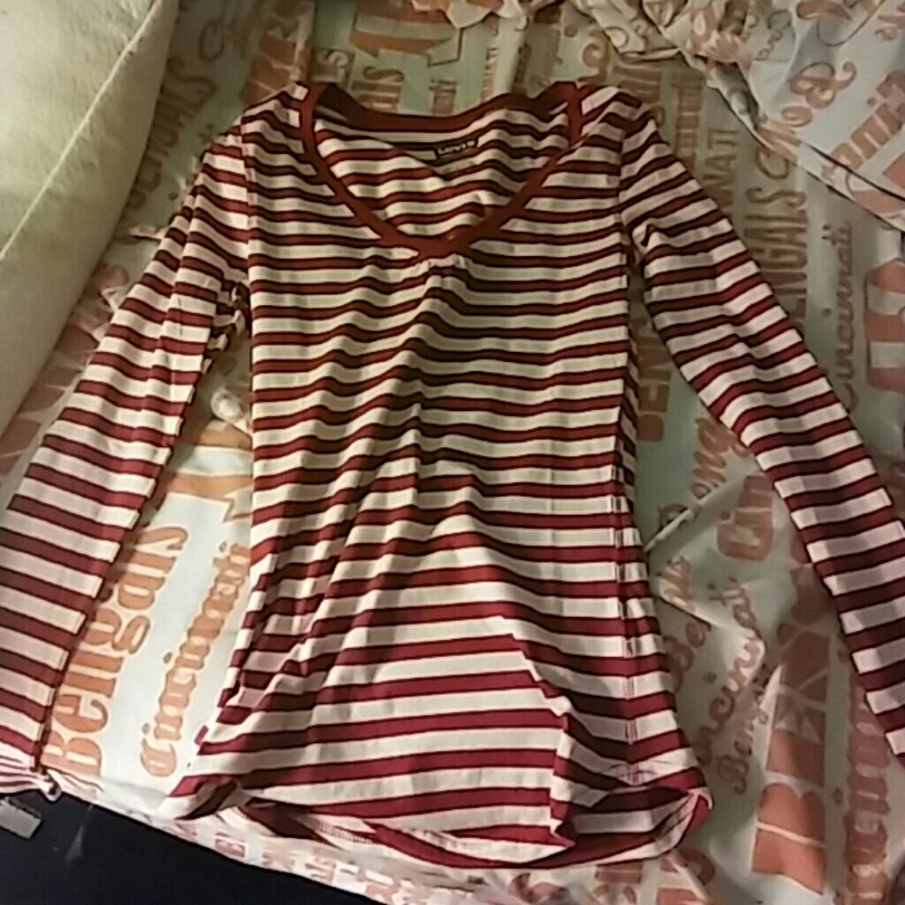 Red and white top